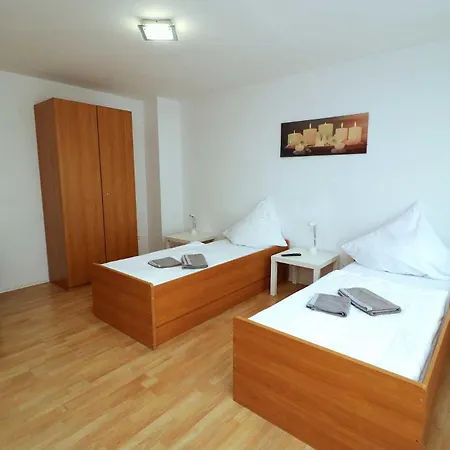 Apartman Kompass A 202-203 3*